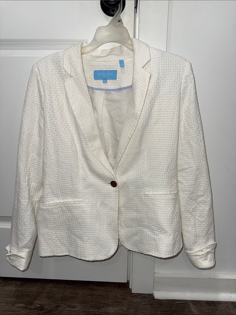 Draper James Cream One-Button Textured Blazer
